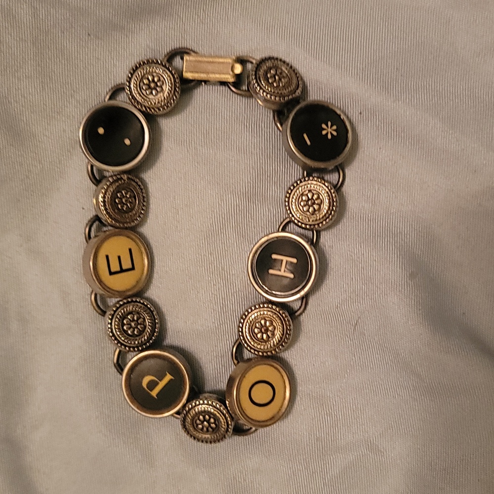 Metal Bracelet Spelling HOPE